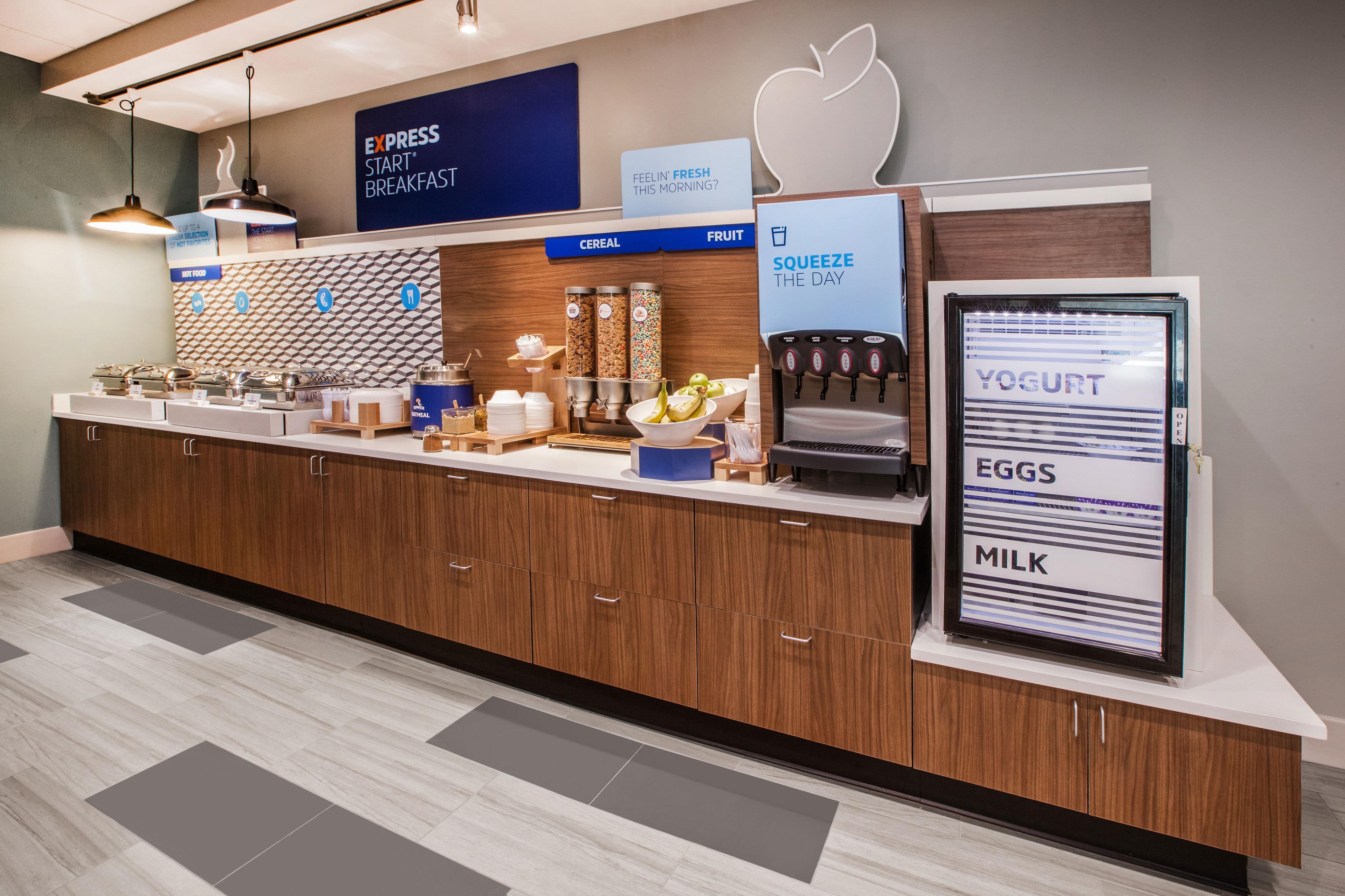 Hotel Express Nashville-downtown - Broadway By Ihg 3*