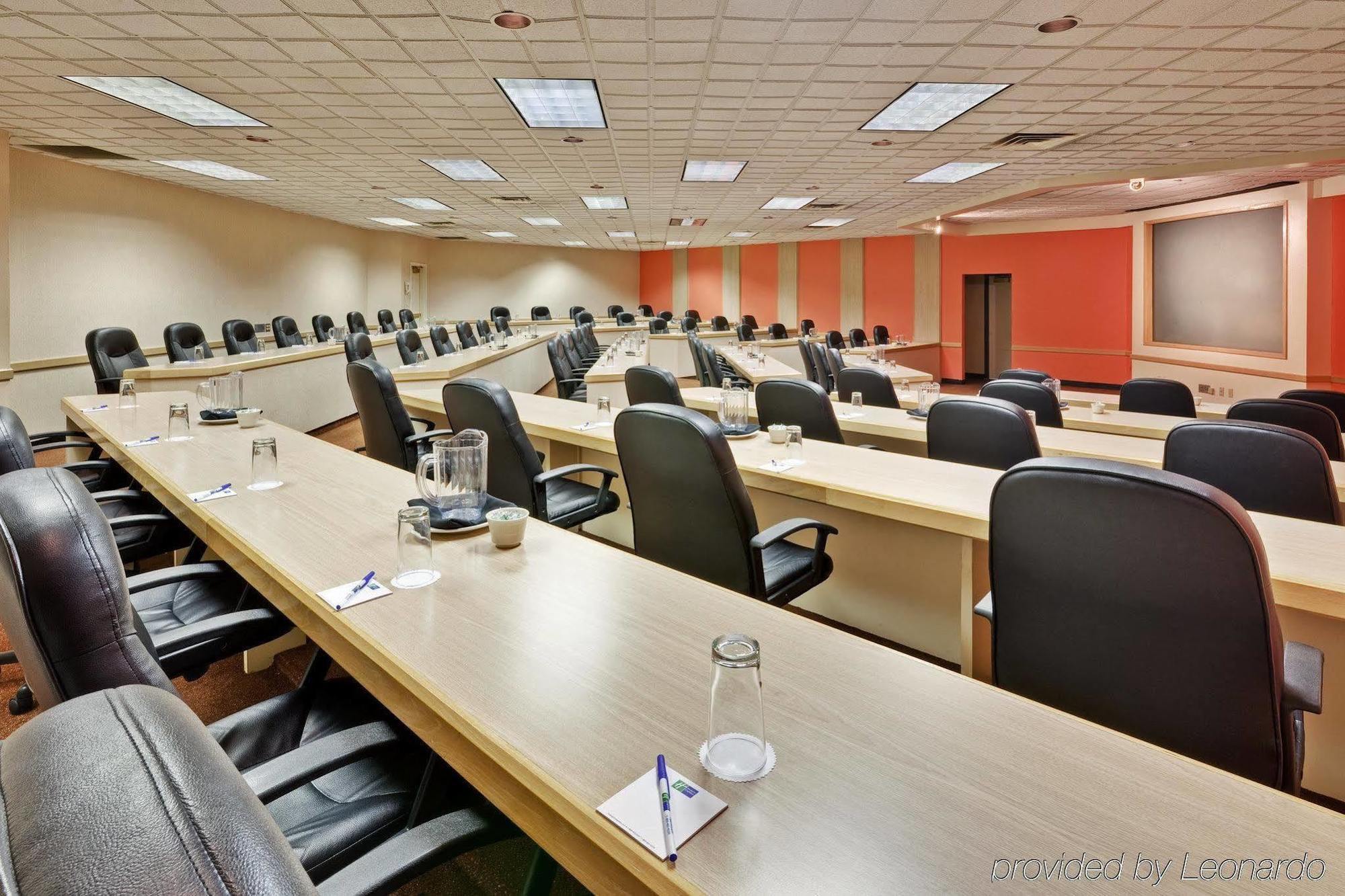 Hotel Express Nashville-downtown - Broadway By Ihg Nashville